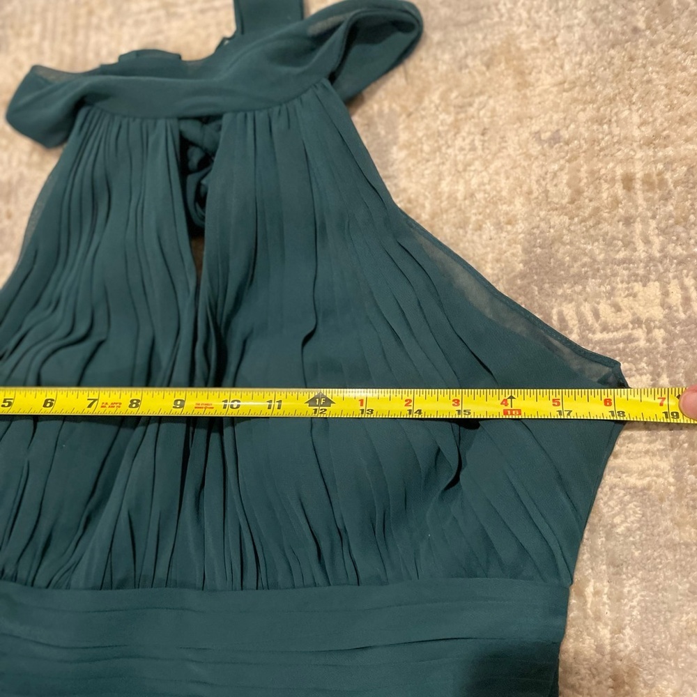 NWT Azazie Emerald Green Bridesmaids Maxi Dress Size A14 Halter Neckline Keyhole - Picture 12 of 15